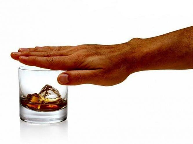 Neexistuje alkohol